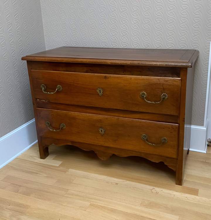 Commode avant relookage Olivet